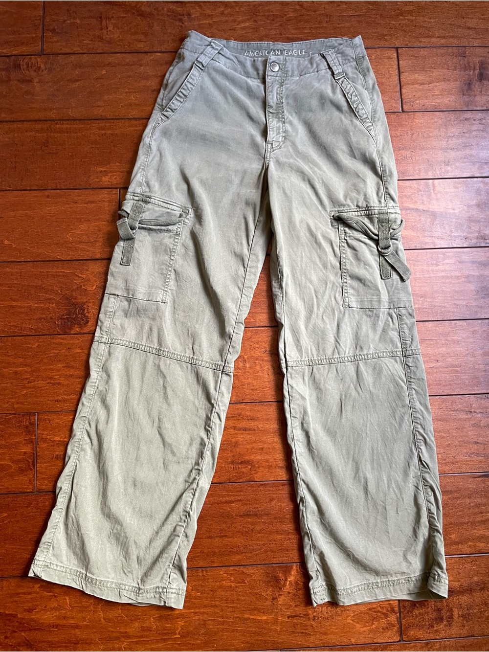 American Eagle high rise Wide-Leg Baggy Cargo utility stretch Pants 00/0/2